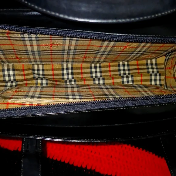 Burberry handbag - Picture 5 of 5